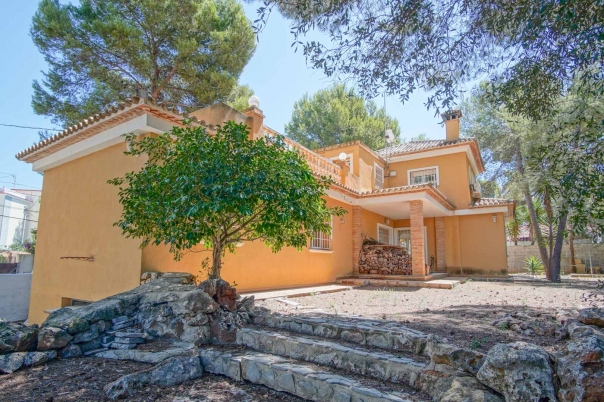 3 bed villa in Denia