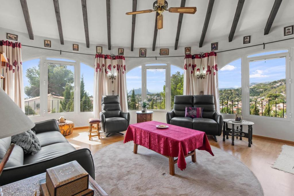 4 bed villas in Benissa