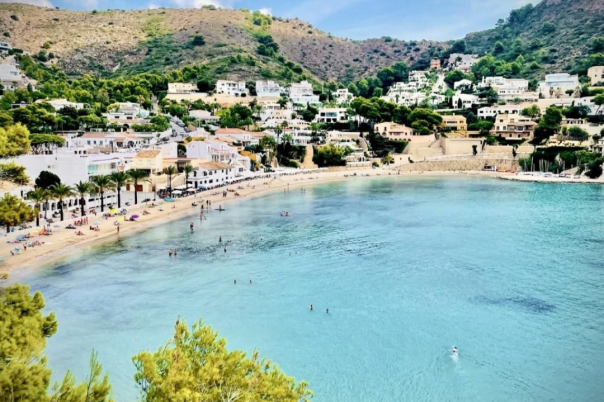 Which Moraira Beach Should You Visit? Beaches and Coves Compared