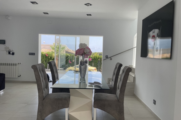 5 bed villa in Moraira