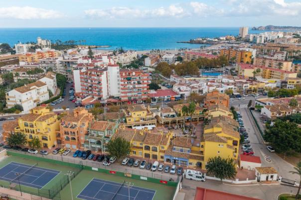 2 bed apartment in Javea