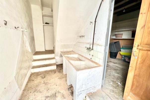 7 bed town_house in Pego