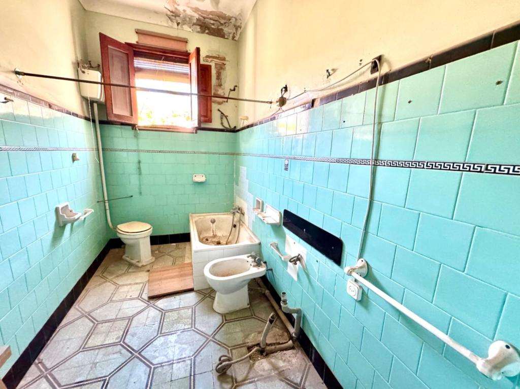 7 bed town_house in Pego