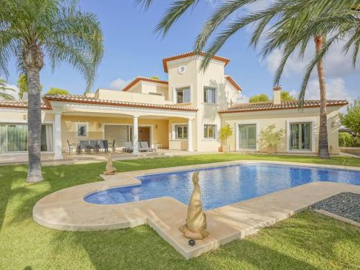 4 bed villa in Benissa