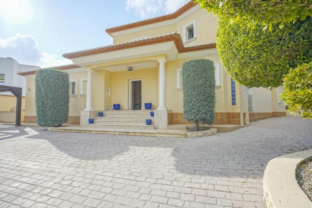 4 bed villa in Benissa