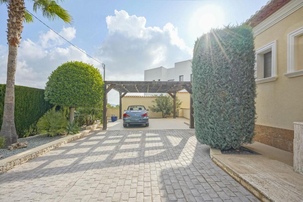 4 bed villa in Benissa