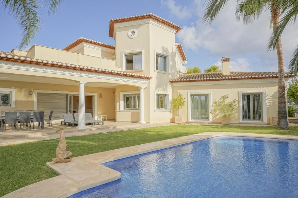 4 bed villa in Benissa