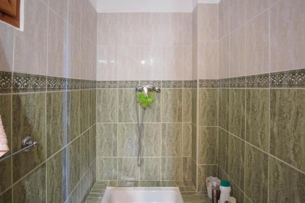 6 bed villa in Pedreguer