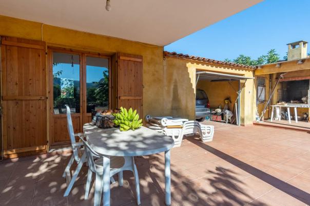 6 bed villa in Pedreguer