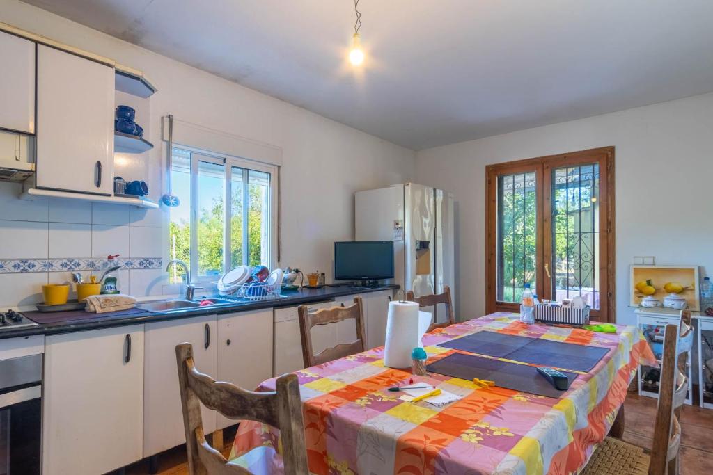 6 bed villa in Pedreguer