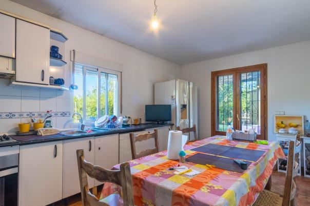 6 bed villa in Pedreguer