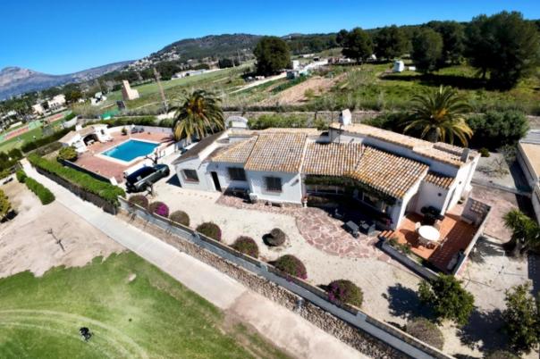 4 bed villa in Jávea