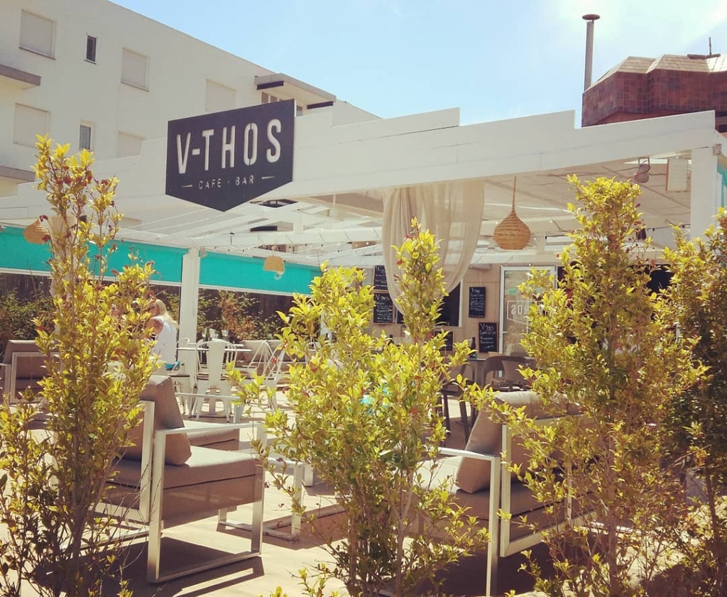 V-THOS Cafe