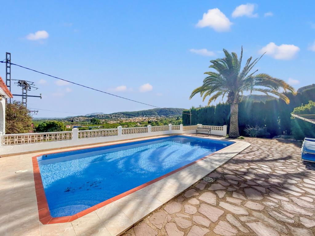 4 bed villa in Orba