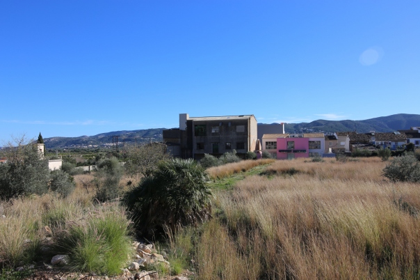 business in Tormos