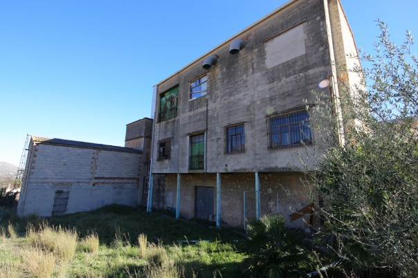 business in Tormos
