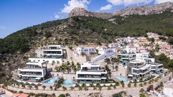 4 bed villas in Calpe