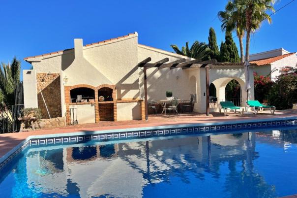 5 bed villa in Calpe