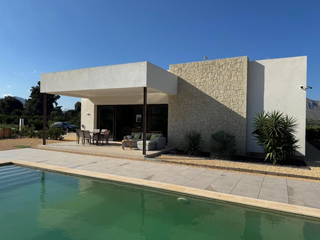 3 bed villa in Beniarbeig