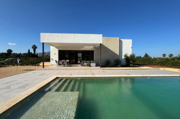 3 bed villa in Beniarbeig