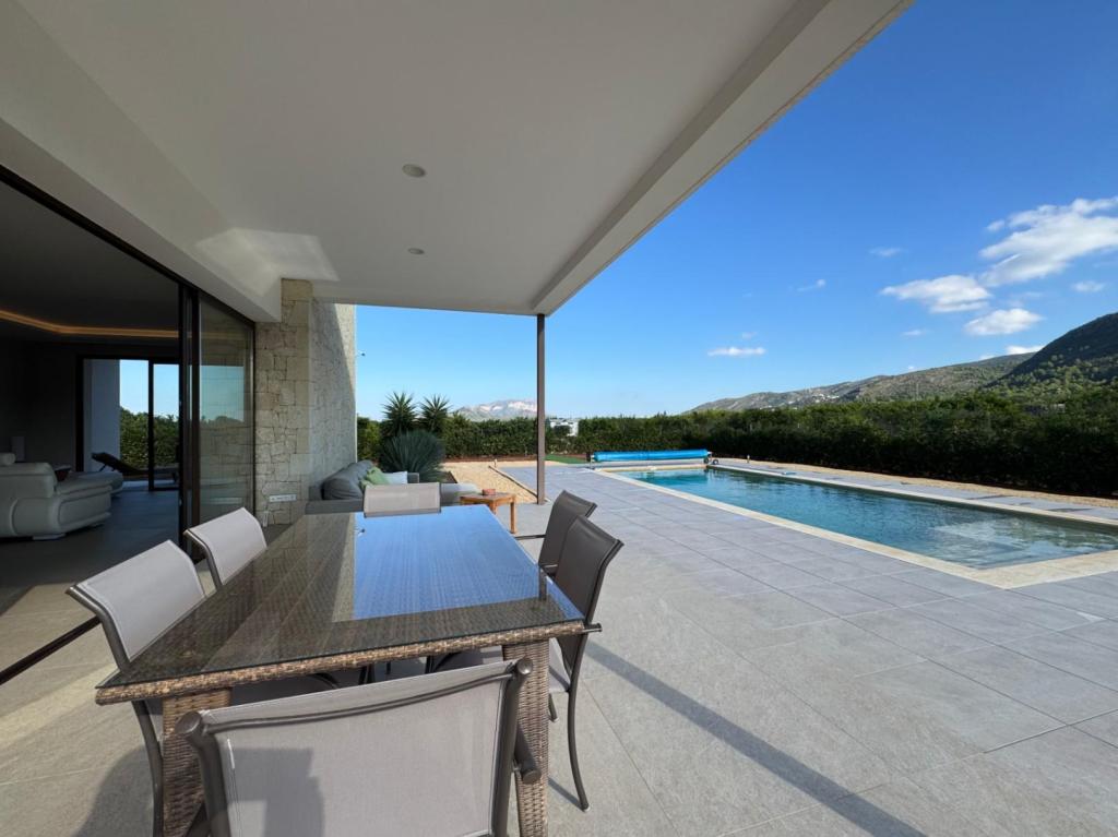 3 bed villa in Beniarbeig