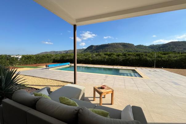 3 bed villa in Beniarbeig