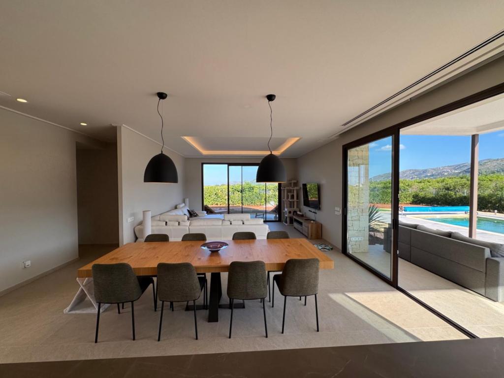 3 bed villa in Beniarbeig