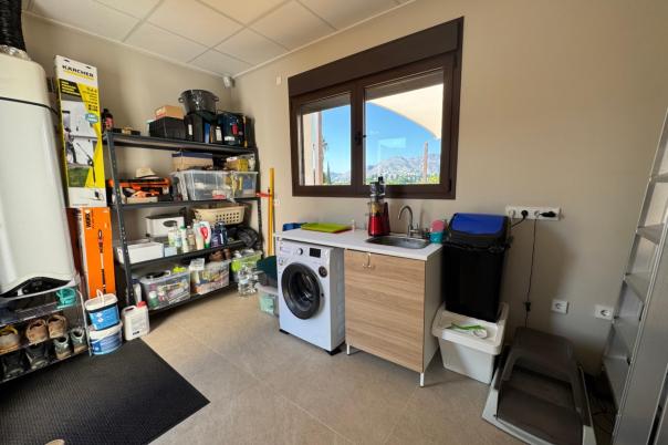 3 bed villa in Beniarbeig