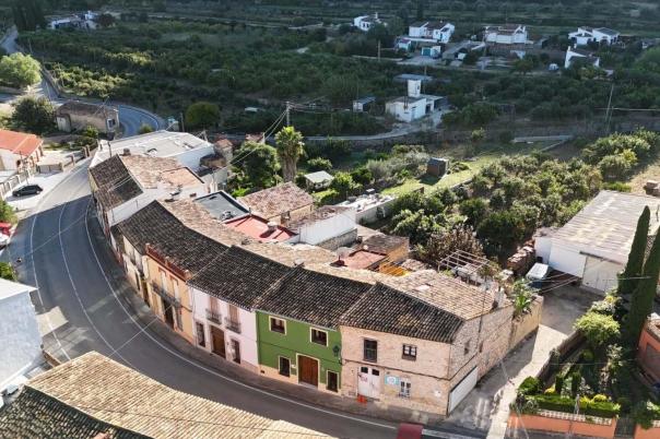 3 bed townhouse in Alcalalí