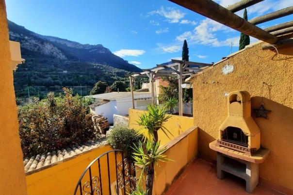 3 bed townhouse in Alcalalí