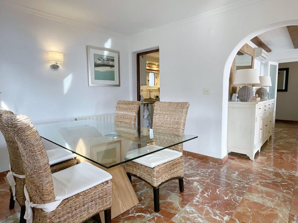 5 bed villa in Benitachell
