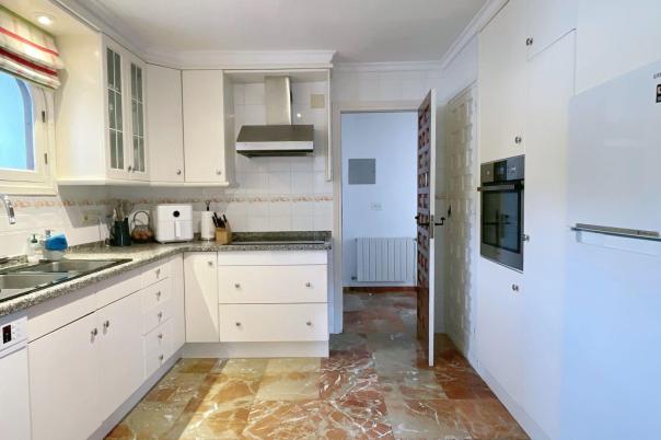 5 bed villa in Benitachell