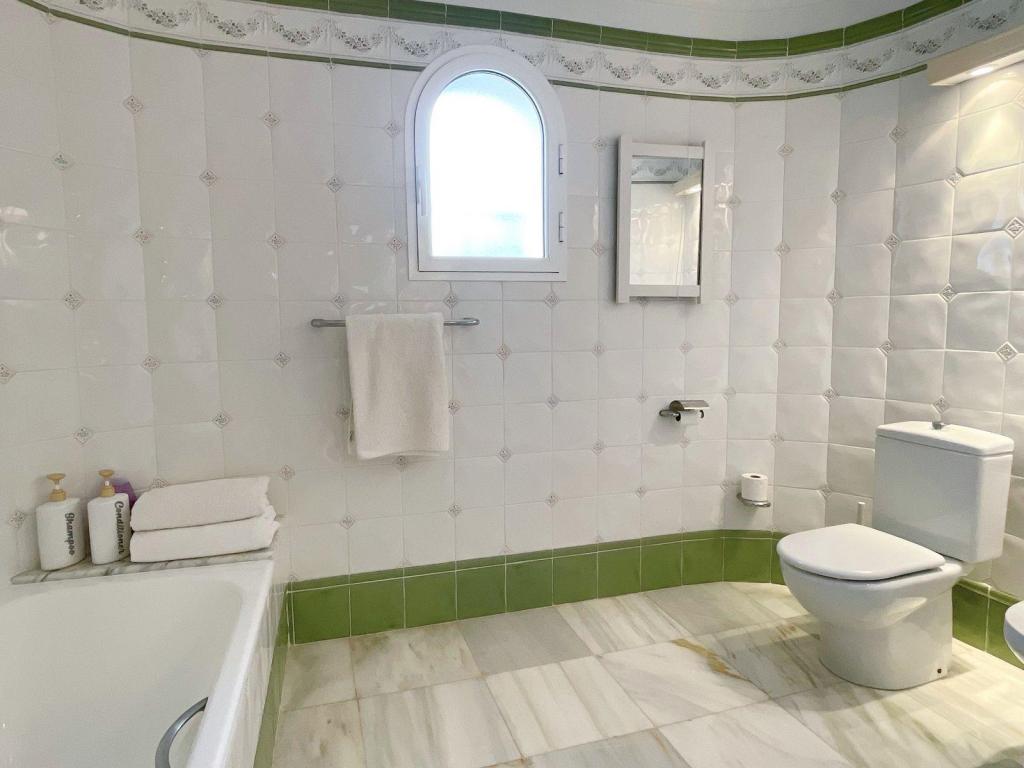 5 bed villa in Benitachell