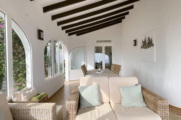 5 bed villa in Benitachell