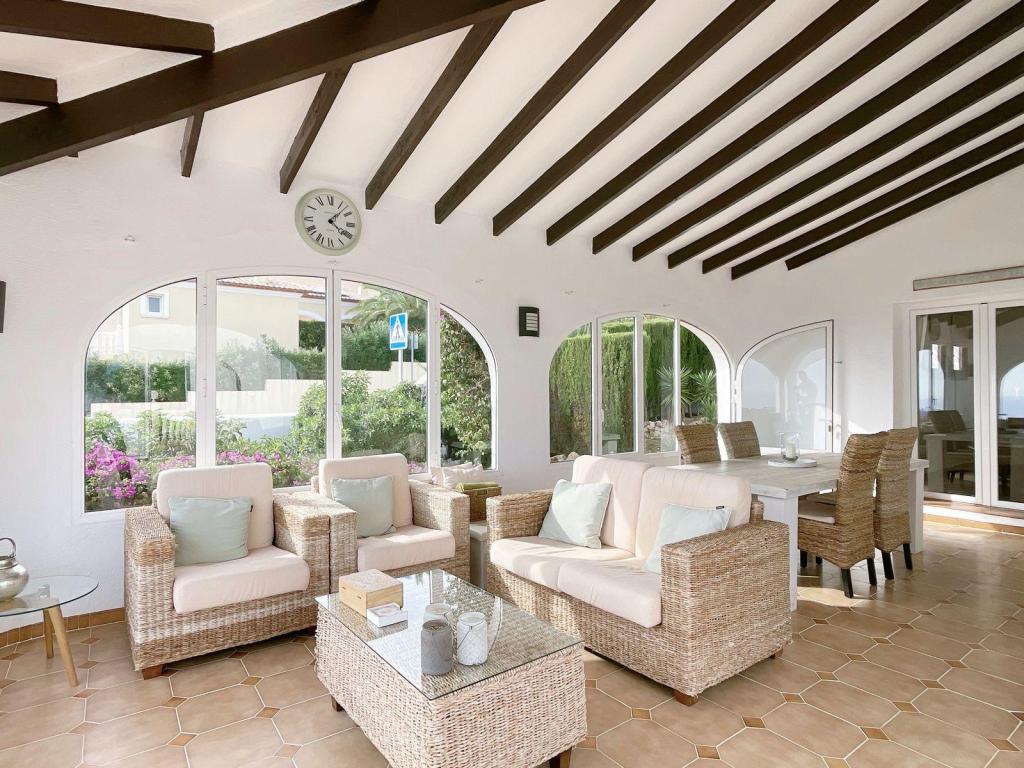 5 bed villa in Benitachell