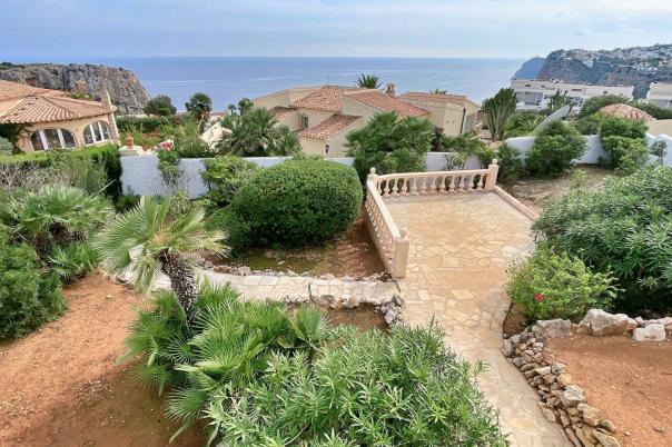 5 bed villa in Benitachell