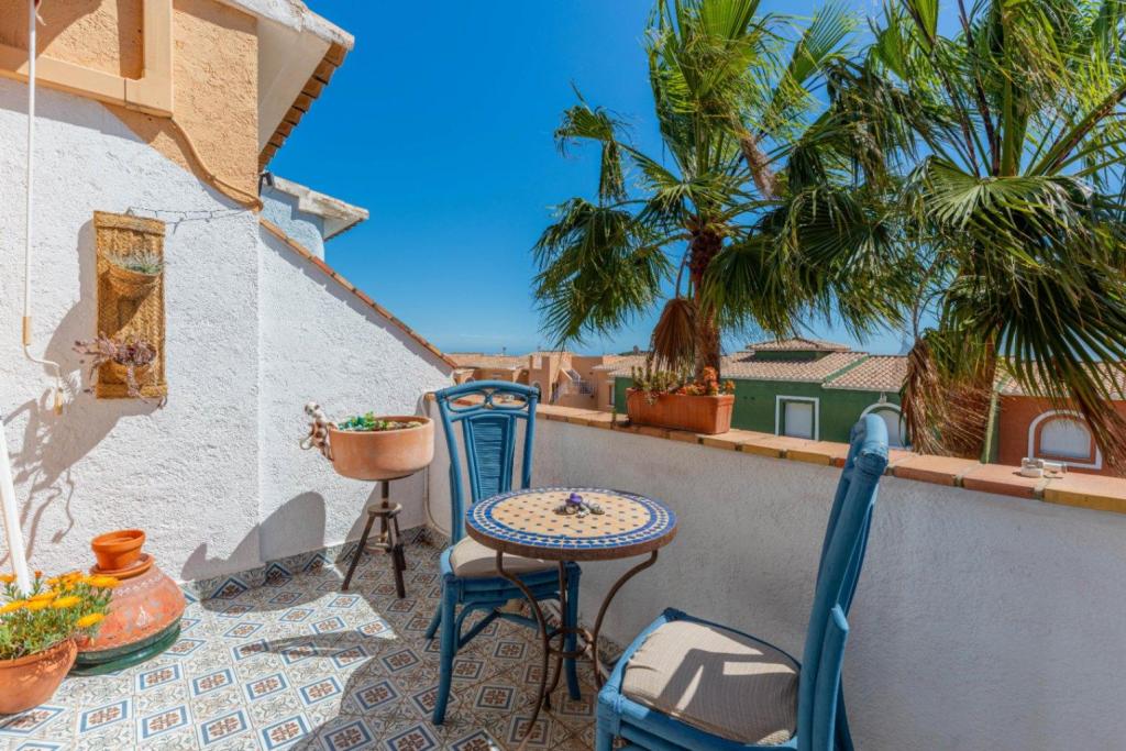 3 bed apartments - flats in Benitachell