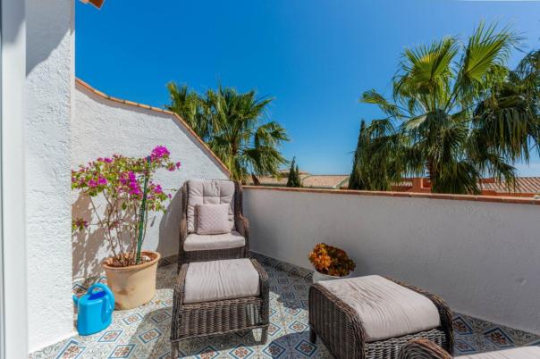 3 bed apartments - flats in Benitachell