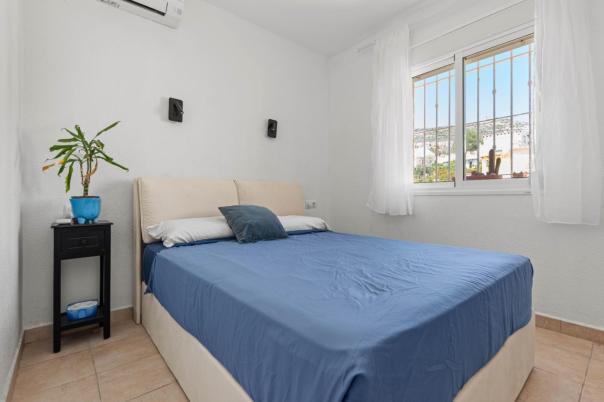 3 bed apartments - flats in Benitachell
