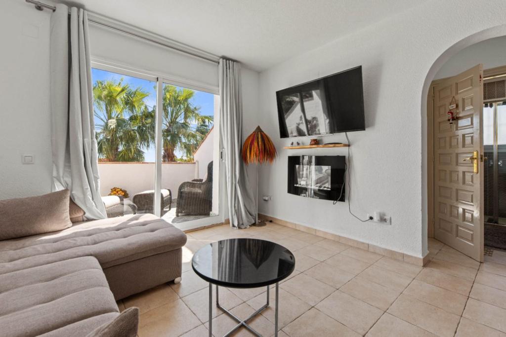 3 bed apartments - flats in Benitachell