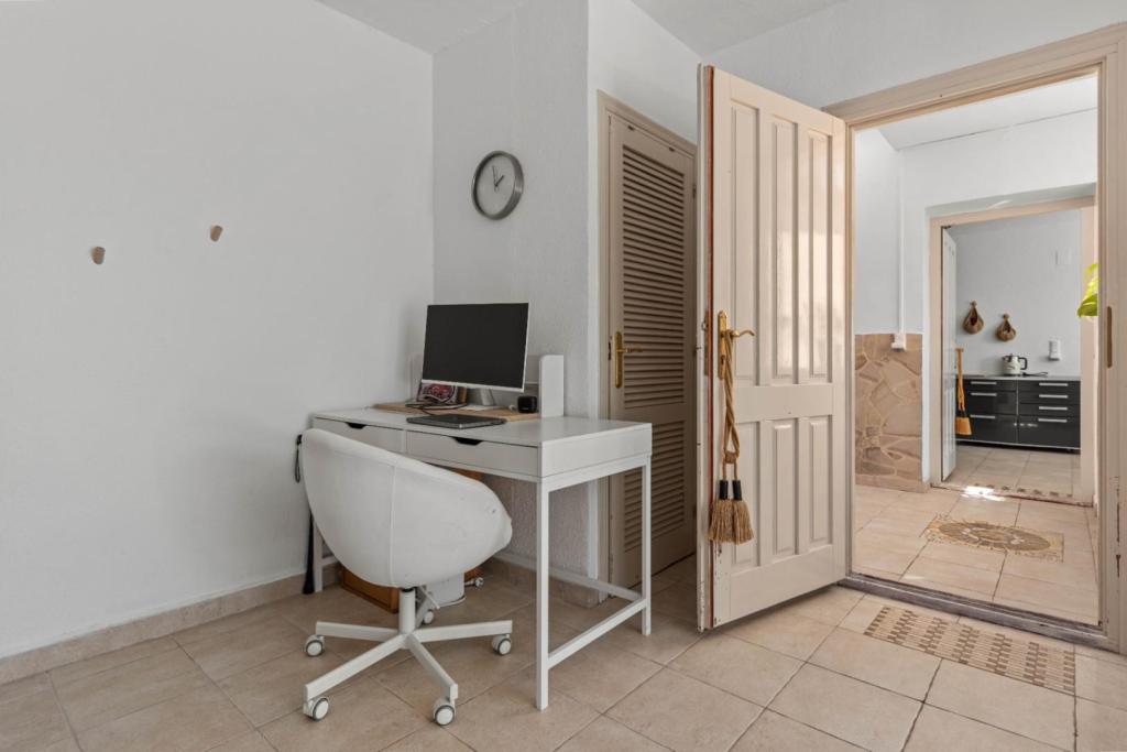 3 bed apartments - flats in Benitachell