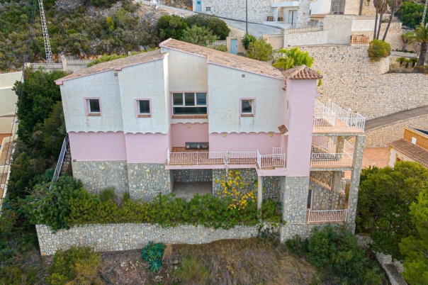 villa in Moraira