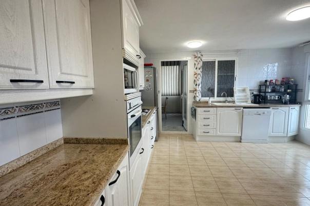 3 bed apartment in Albir