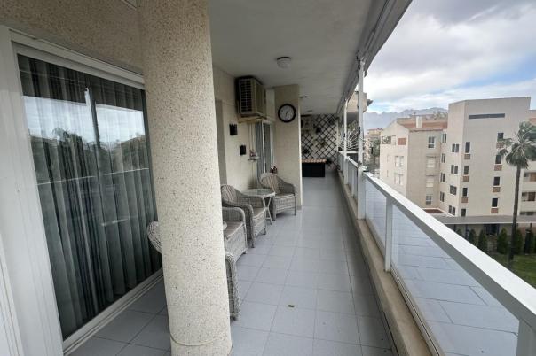 3 bed apartment in Albir
