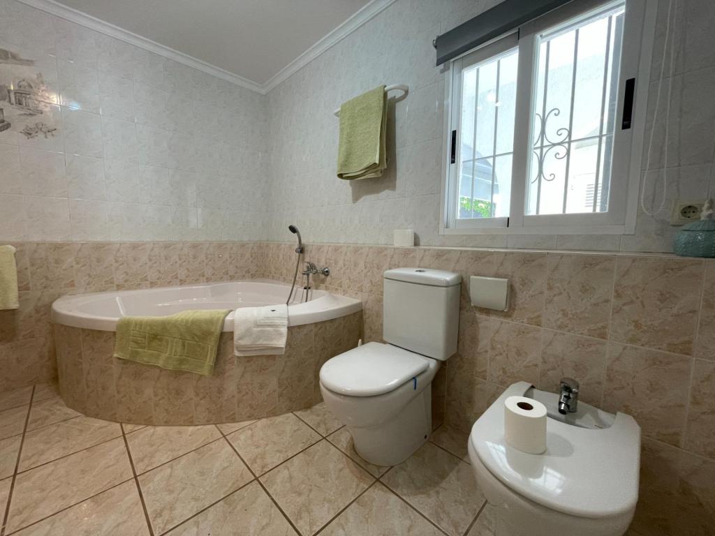 4 bed villas in Moraira