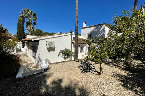 4 bed villas in Moraira