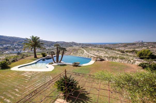4 bed country houses - fincas in Moraira