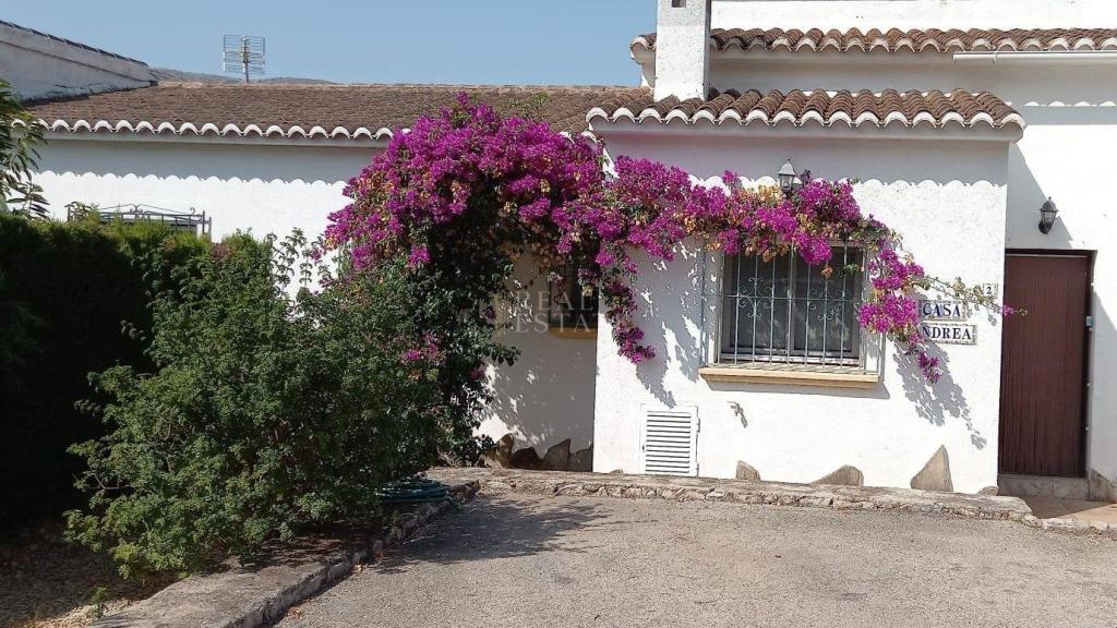 2 bed villa in Murla