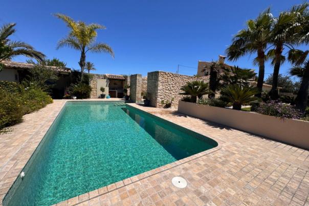 3 bed finca in Benissa