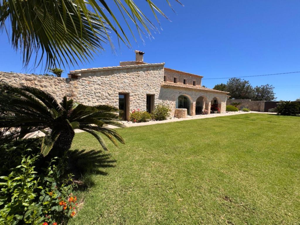 3 bed finca in Benissa